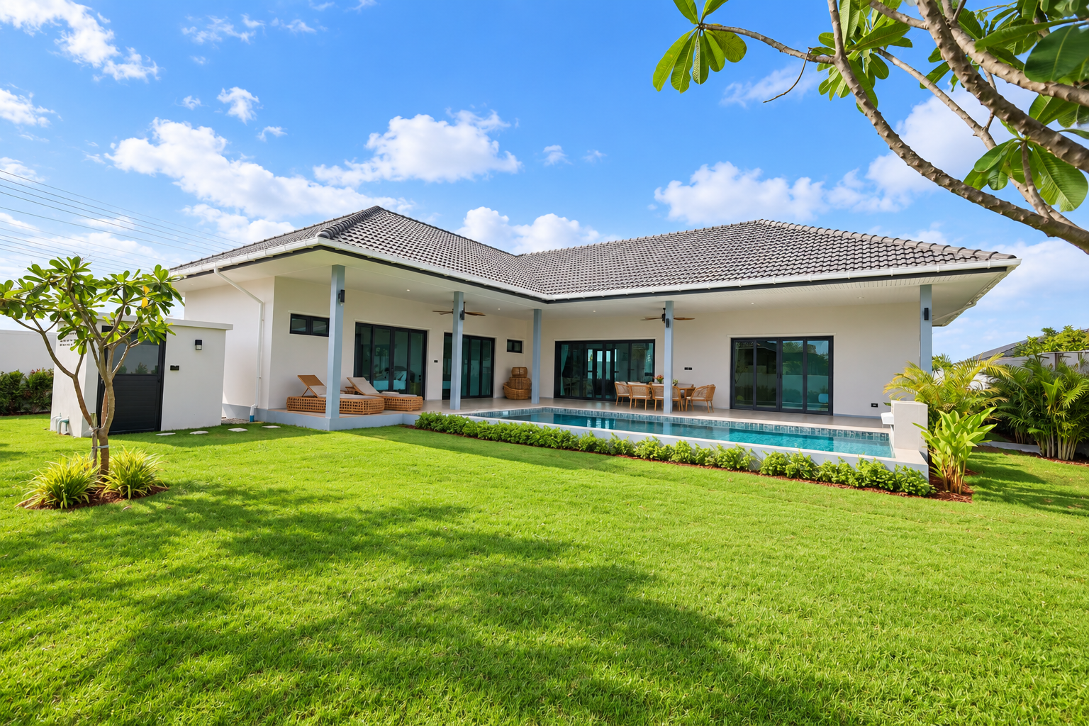 Spacieuse villa de 3 chambres à Nantra Residence Hua Hin