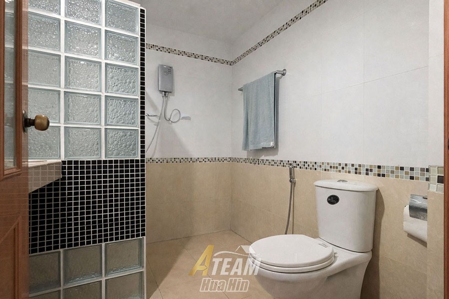 img_Townhouse for Sale Claus 3 units townhouse14