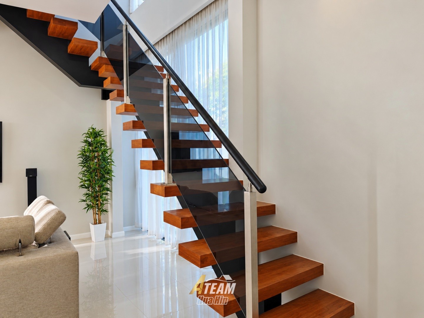 Villa contemporaine exceptionnelle de 4 chambres à Nong Khon