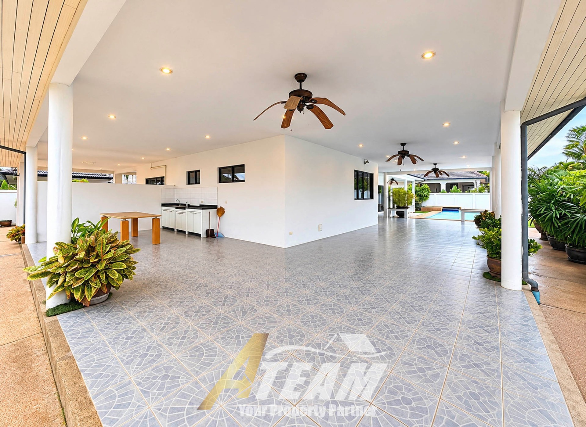 Spacieuse villa de 3 chambres avec piscine privée à louer à Sunset Village 1, Hua Hin Soi 6