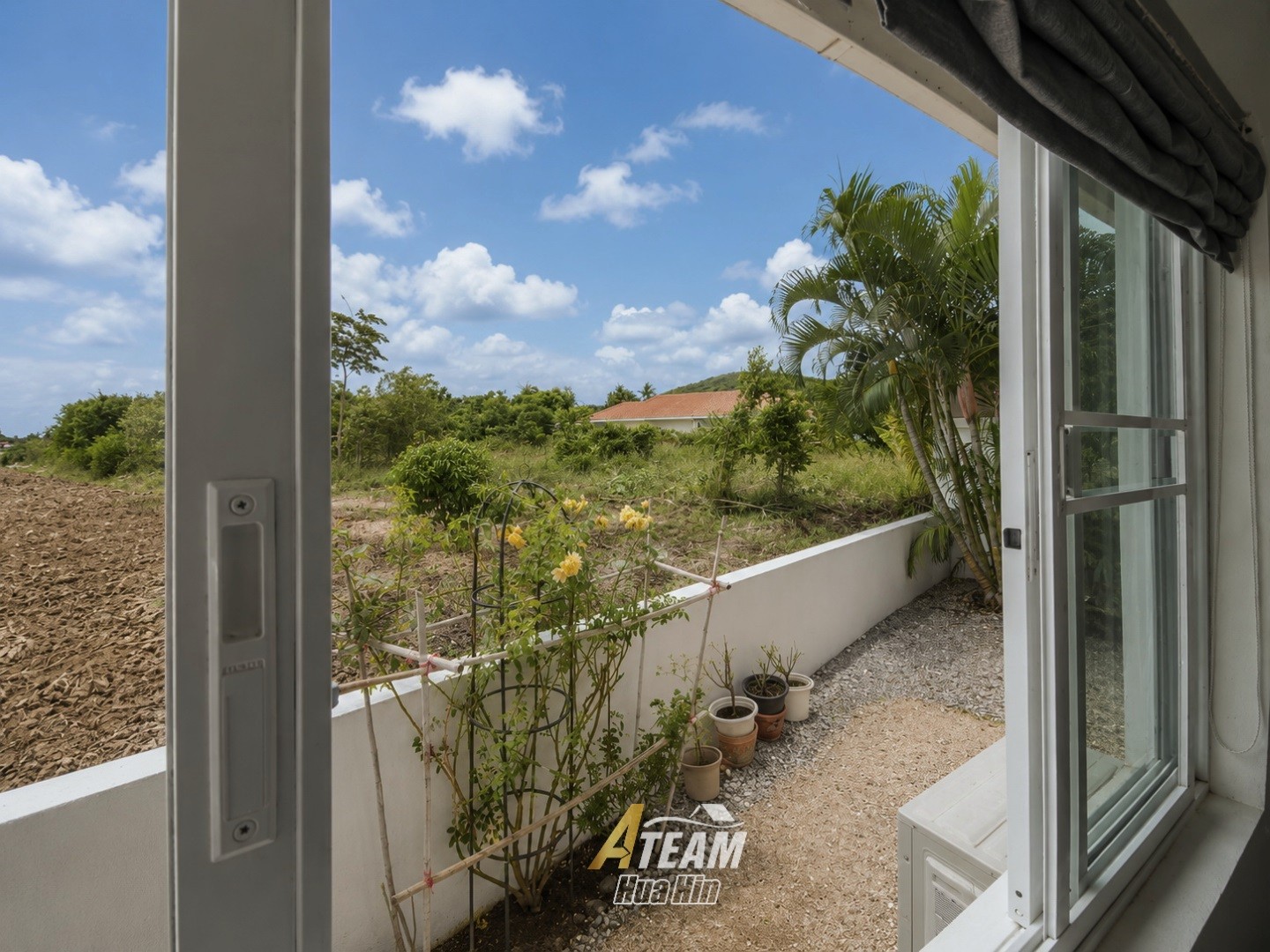 Villa avec piscine élégante de 2 chambres offrant une vue sur les champs d’ananas – Wang Pong, Pranburi