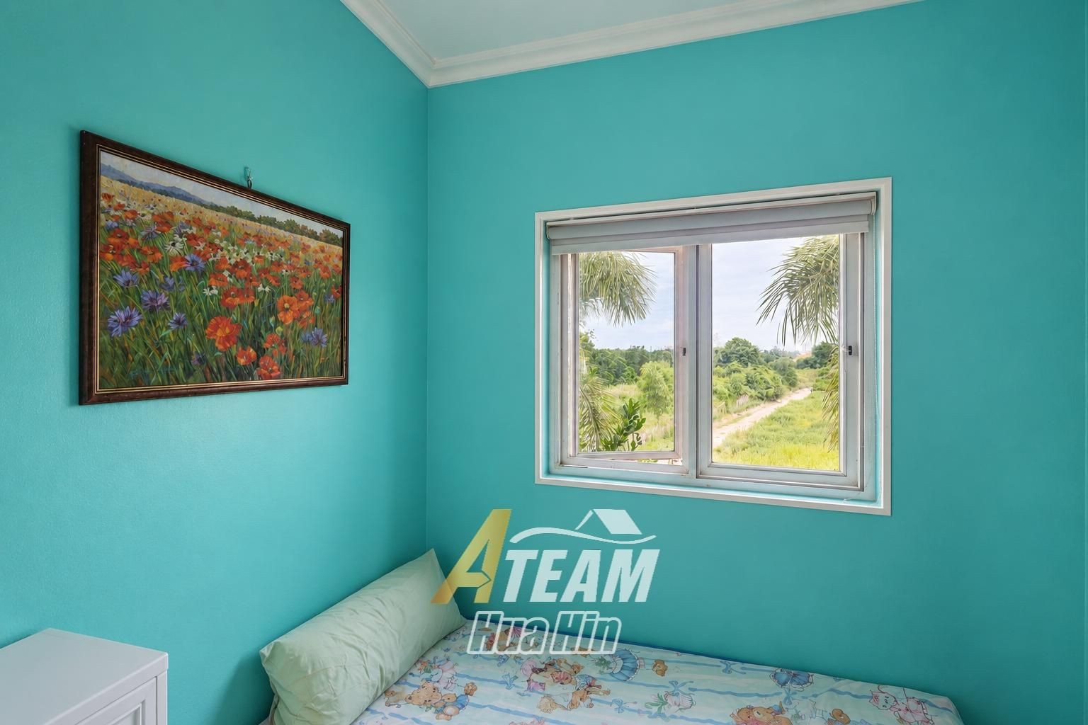 Maison spacieuse de 4 chambres avec maison d'amis et salle de sport à vendre