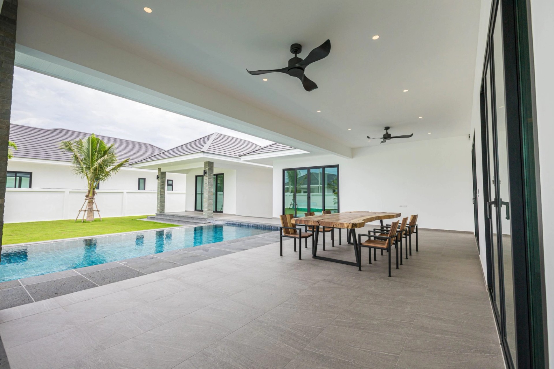 BHUMI Hua Hin – Villas de luxe avec piscine sur de vastes terrains privés