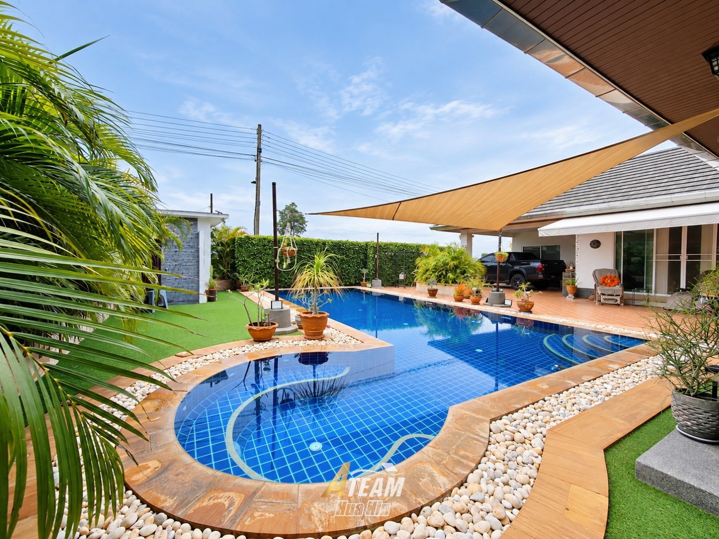 Villa de 3 chambres avec piscine à vendre à Khao Tao