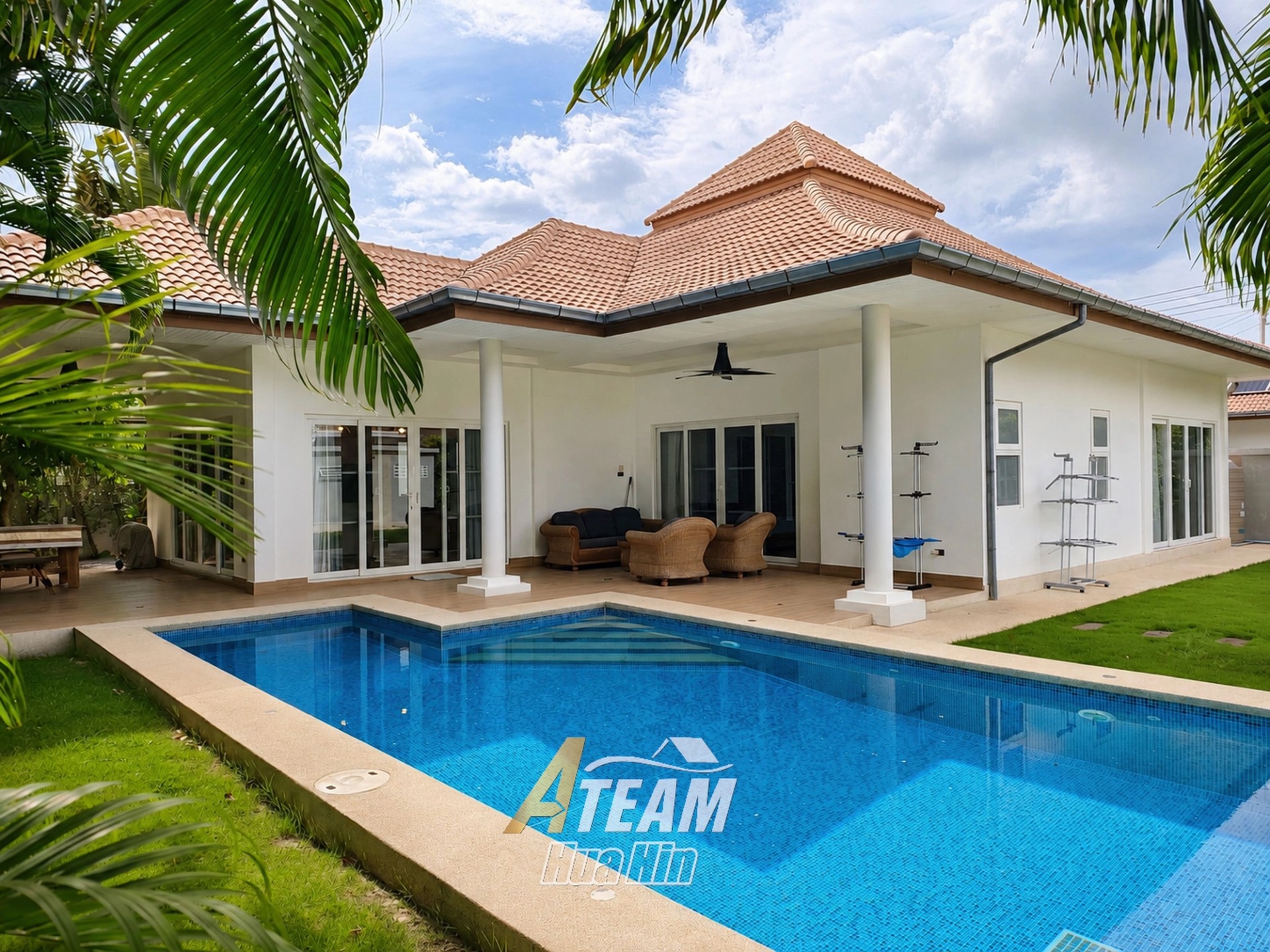 Villa élégante de 3 chambres avec piscine à Mali Prestige