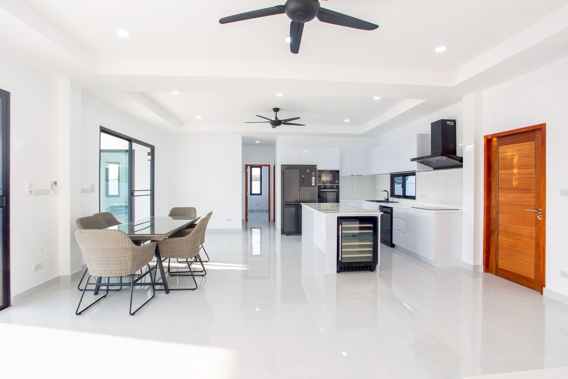 Khao Tao Pool Villa – Maison abordable de 3 chambres avec vue sur les montagnes