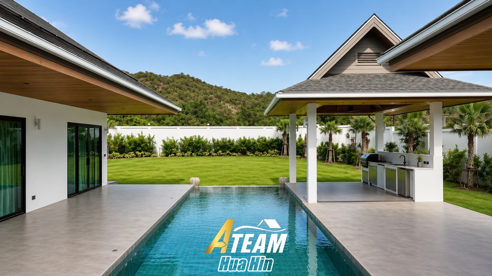 Villa de luxe avec vue sur la montagne et piscine à louer à Hillside Hamlet Homes 9