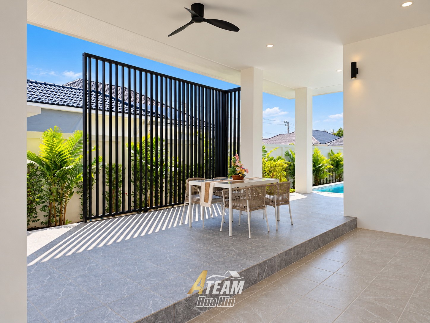Villa neuve de 3 chambres avec piscine à vendre à Hua Hin Soi 88
