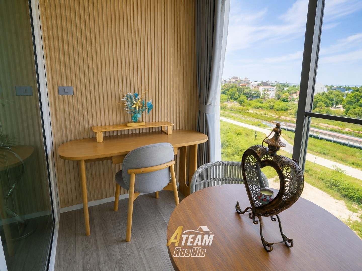 Appartement d’angle 1 Bedroom Plus avec vue sur la mer