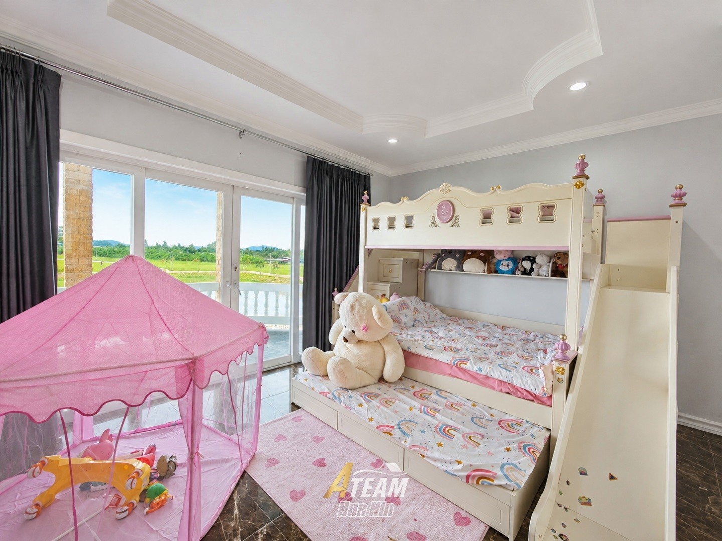 Grande propriété de 5 chambres sur un terrain de 2,6 rai à louer – Pranburi