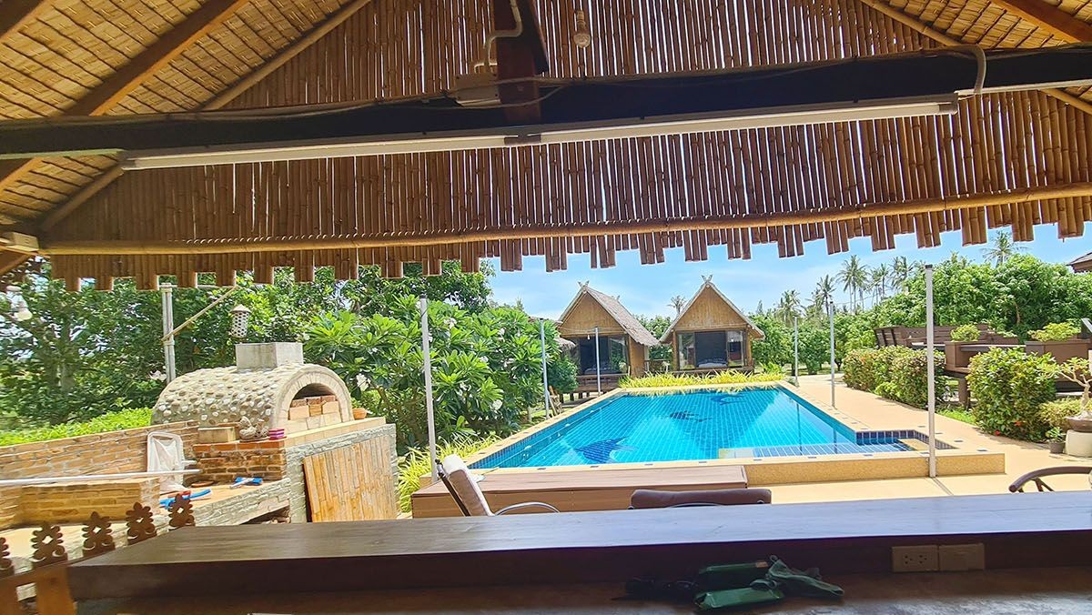 mango-resort-for-sale-sam-roi-yod-bar-view