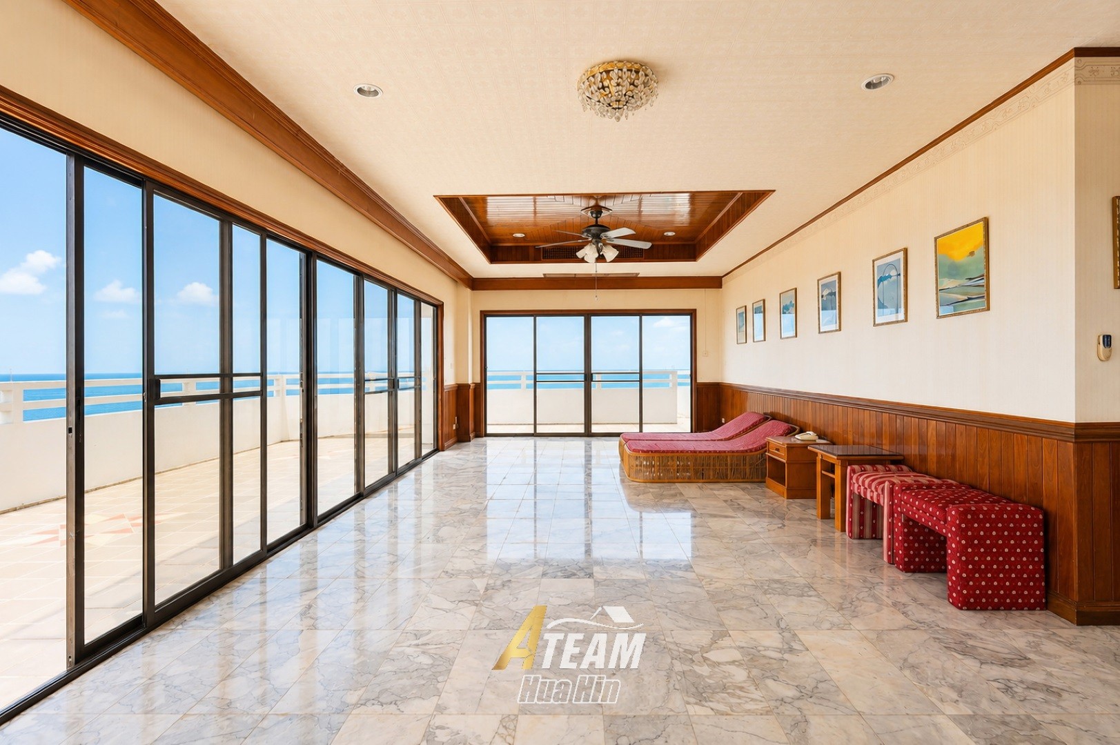 Penthouse de 4 chambres à vendre au Cha-Am Grand Condotel