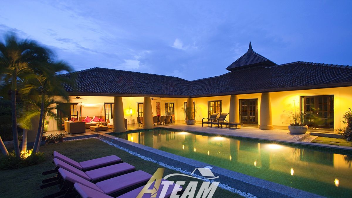 Bali-style-pool-villa-soi-114-for-sale-hua-hin-night-viewl-1