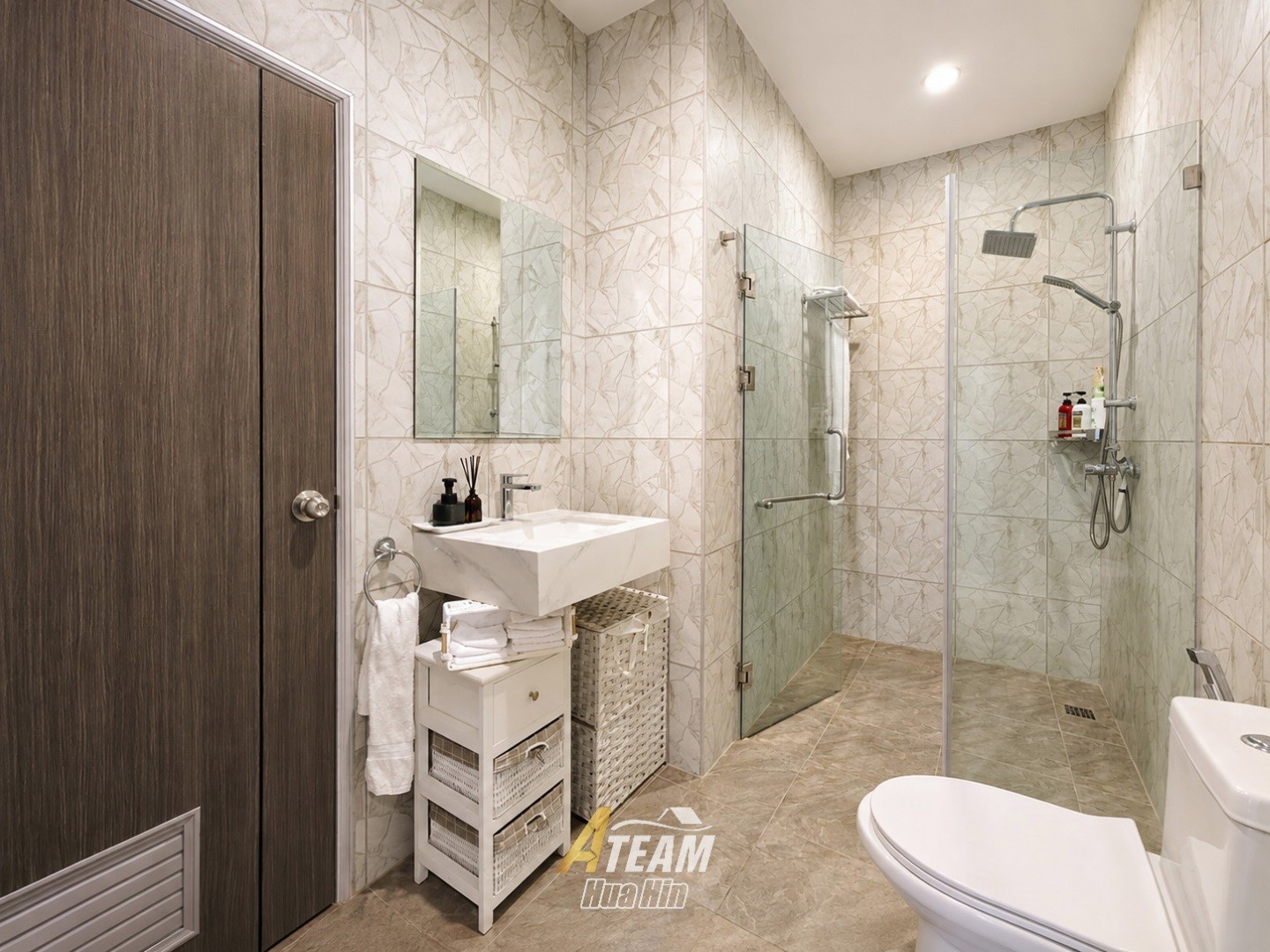 Charmante villa avec piscine de 2 chambres à vendre à Thap Tai
