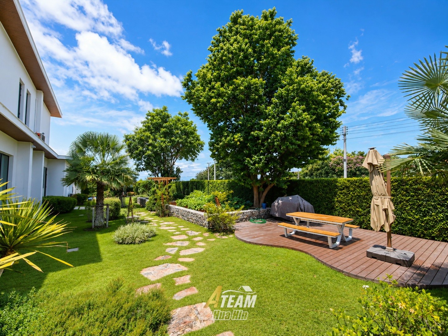 Villa de luxe exceptionnelle de 4 chambres dans le secteur de Black Mountain