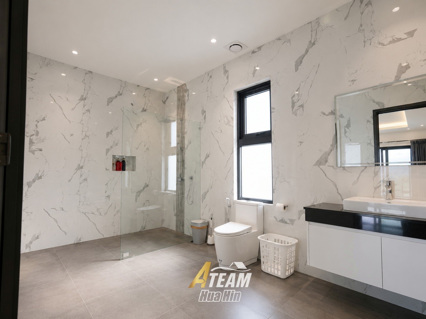 Vie prestigieuse en bordure de parc sur Millionaires Avenue