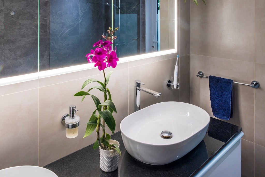 037 Bath 1 sink 1117 Kopie