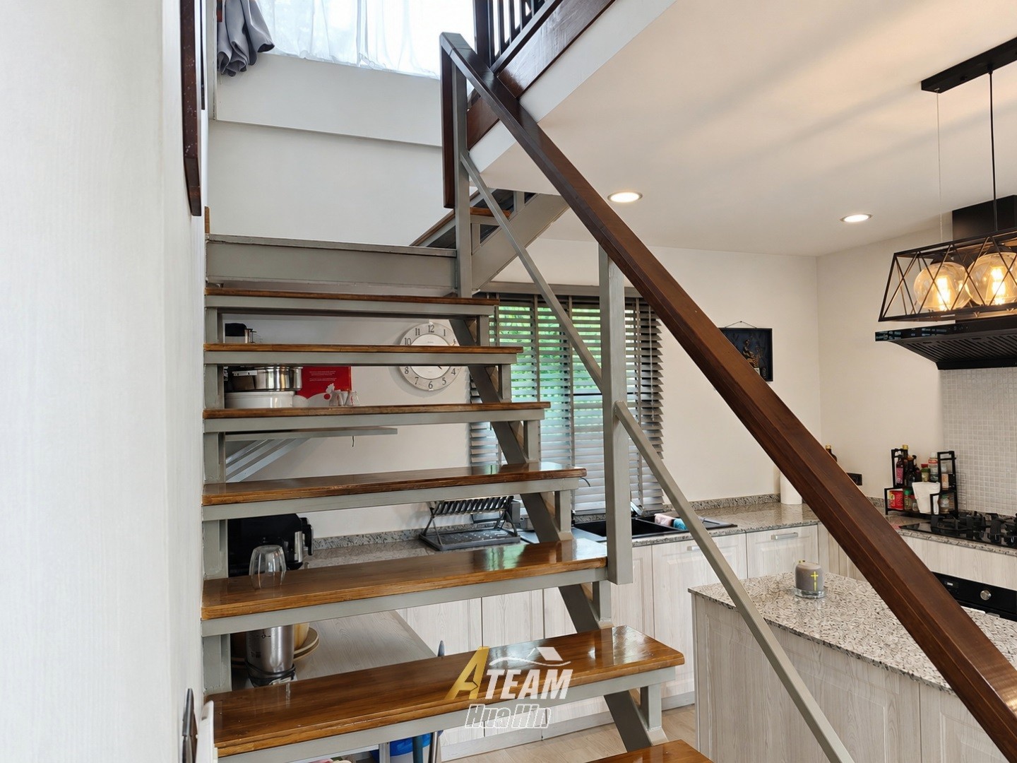 Charmante villa avec piscine de 2 chambres à vendre à Thap Tai