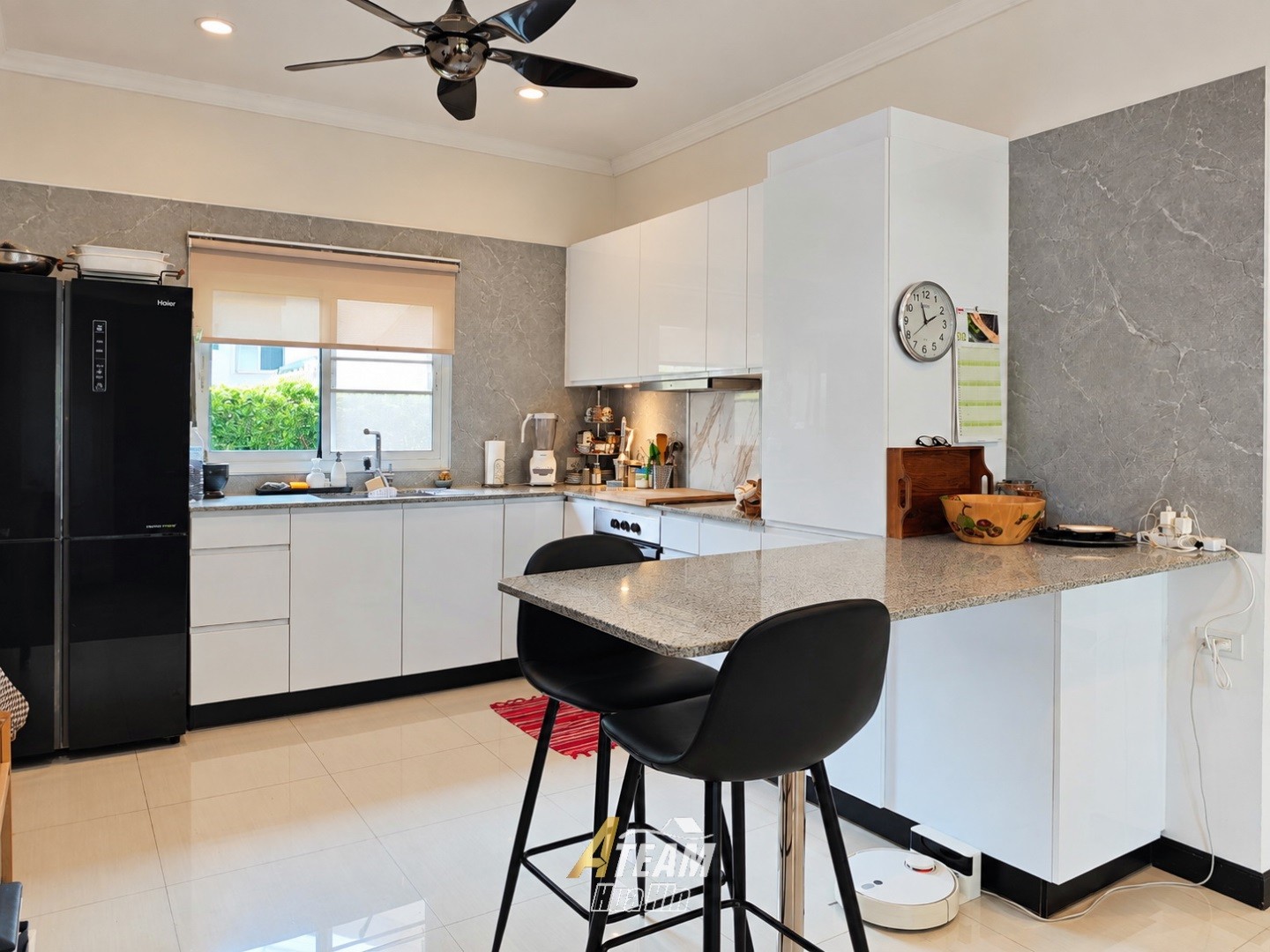 Villa de 3 chambres avec piscine à vendre à Khao Tao