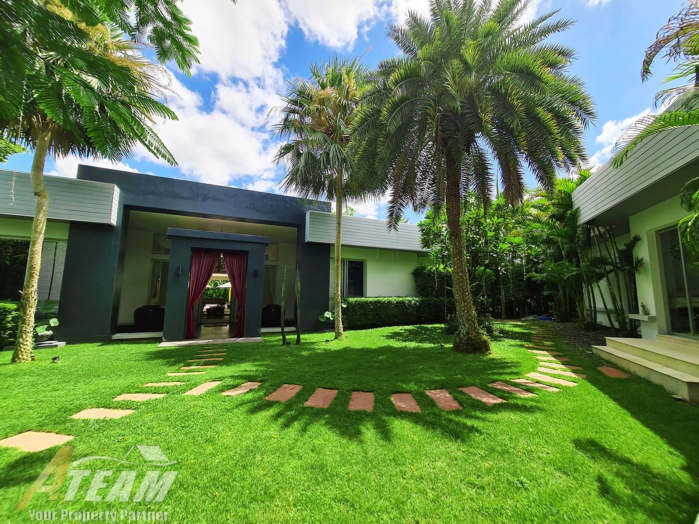 House for sale huahin BaanIngPhu 8bedrooms luxuryhouse31