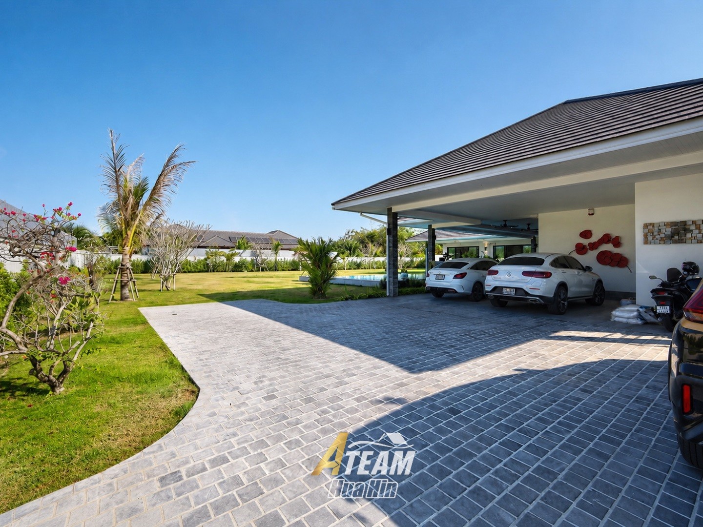 Vie prestigieuse en bordure de parc sur Millionaires Avenue