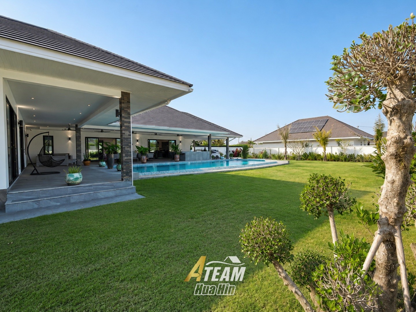 Vie prestigieuse en bordure de parc sur Millionaires Avenue