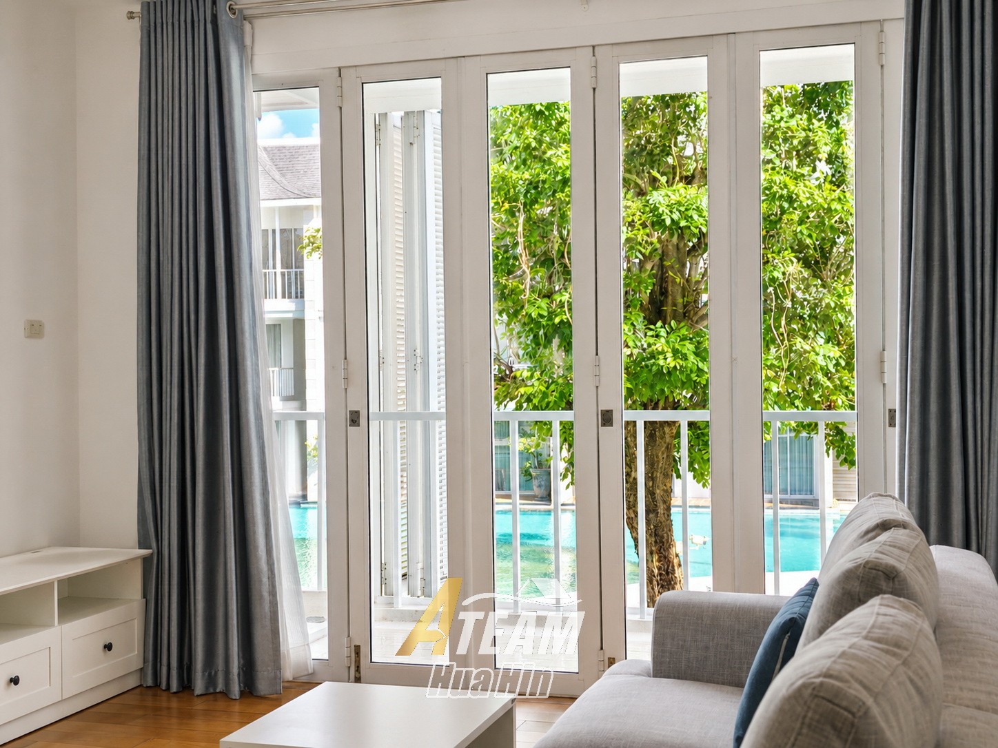 Appartement en bord de mer de 2 chambres avec vue sur la mer, acceptant les animaux, à Malibu Khao Tao