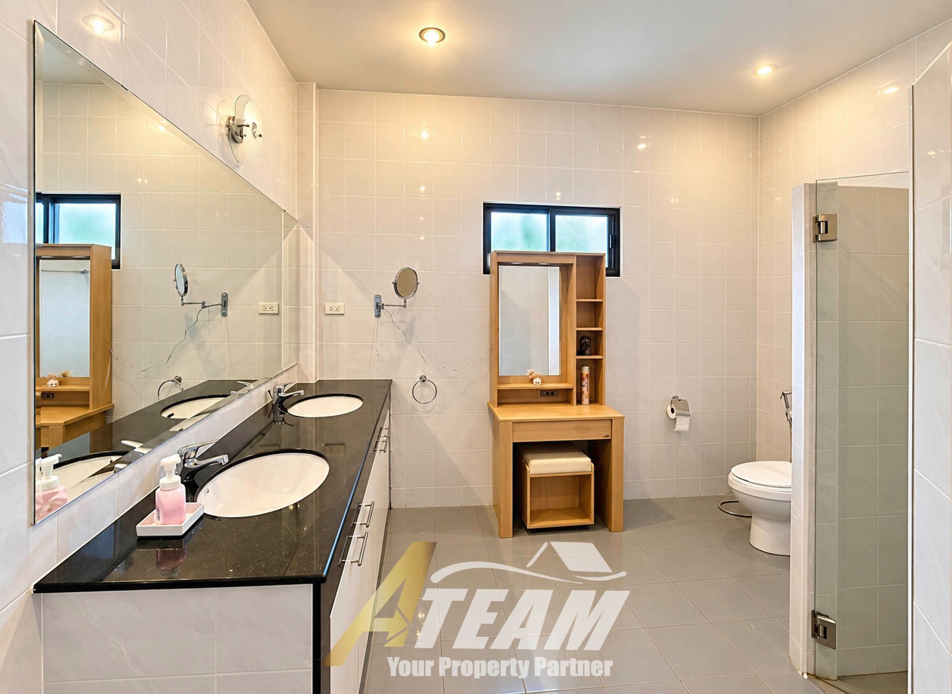 Spacieuse villa de 3 chambres avec piscine privée à louer à Sunset Village 1, Hua Hin Soi 6