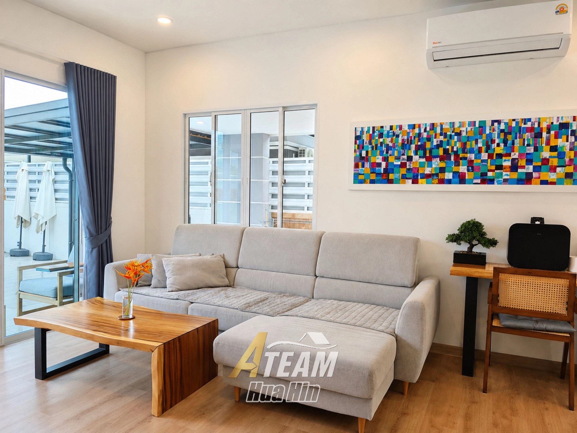 Villa de 2 chambres avec piscine, panneaux solaires et sauna, comme neuve