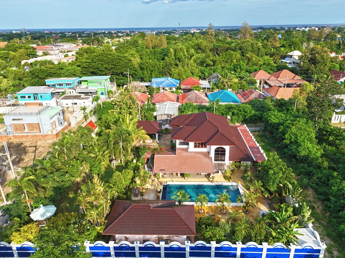 img_tropical paradise 21_9MB drone hua hin poolvilla hua hin for sale 6