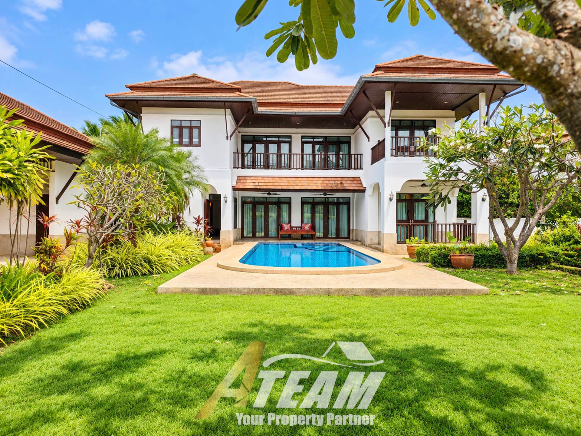 𝗦𝗽𝗮𝗰𝗶𝗼𝘂𝘀 𝟰-𝗕𝗲𝗱𝗿𝗼𝗼𝗺 𝗧𝘄𝗼-𝗦𝘁𝗼𝗿𝗲𝘆 𝗣𝗿𝗶𝘃𝗮𝘁𝗲 𝗣𝗼𝗼𝗹 𝗩𝗶𝗹𝗹𝗮 𝗳𝗼𝗿 𝗥𝗲𝗻𝘁 𝗶𝗻 𝗞𝗵𝗮𝗼 𝗧𝗮𝗼, 𝗛𝘂𝗮 𝗛𝗶𝗻 – 𝗦𝗽𝗮𝗰𝗶𝗼𝘂𝘀 𝗙𝗮𝗺𝗶𝗹𝘆 𝗟𝗶𝘃𝗶𝗻𝗴 | ฿𝟳𝟬,𝟬𝟬𝟬/𝗠𝗼𝗻𝘁𝗵