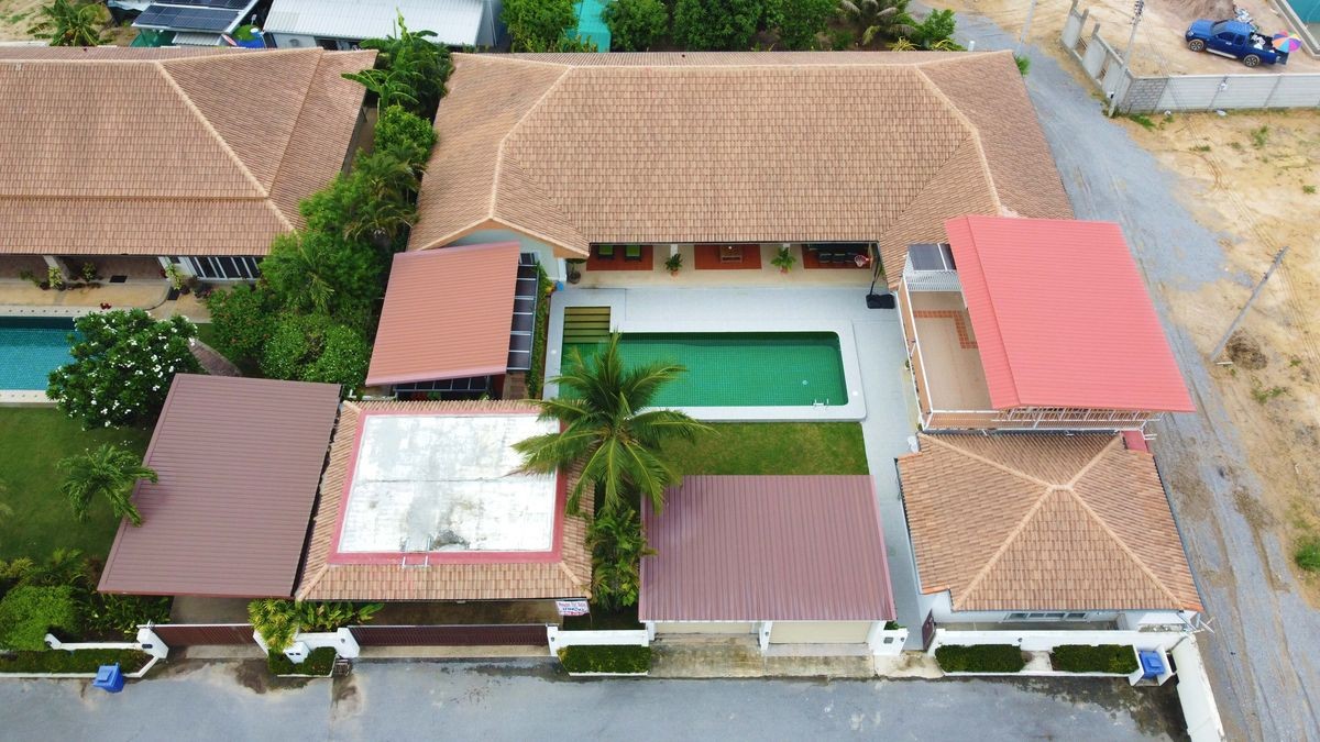 img_orchid palm homes 3 7 bed 7 bathrooms pool villa resale Development Hua Hin6