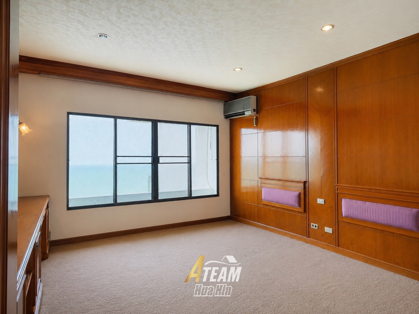 Penthouse de 4 chambres à vendre au Cha-Am Grand Condotel