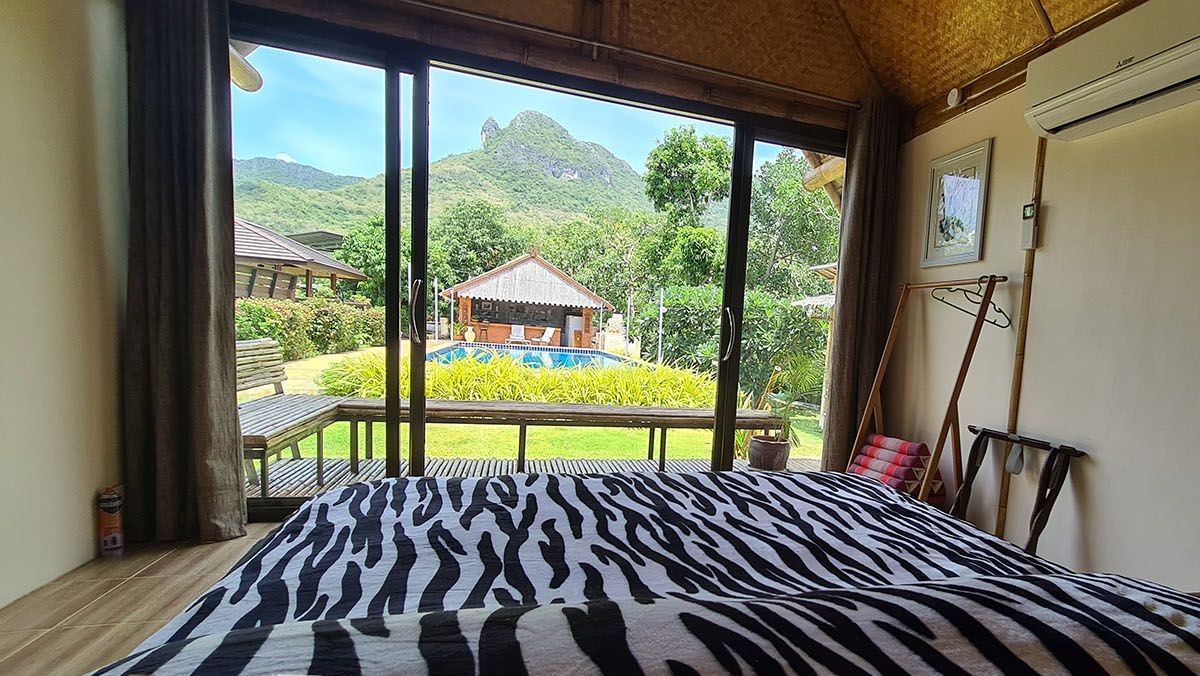 mango-resort-for-sale-sam-roi-yod-guesthous-view