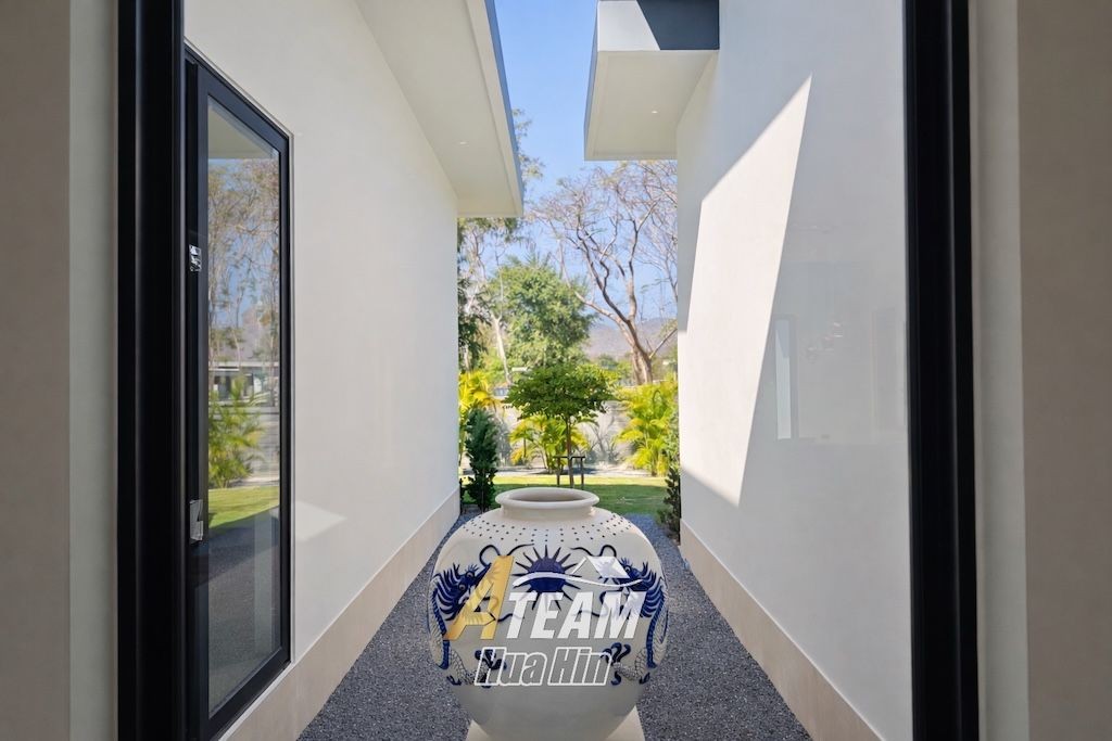 springfeild house for sale cha am19