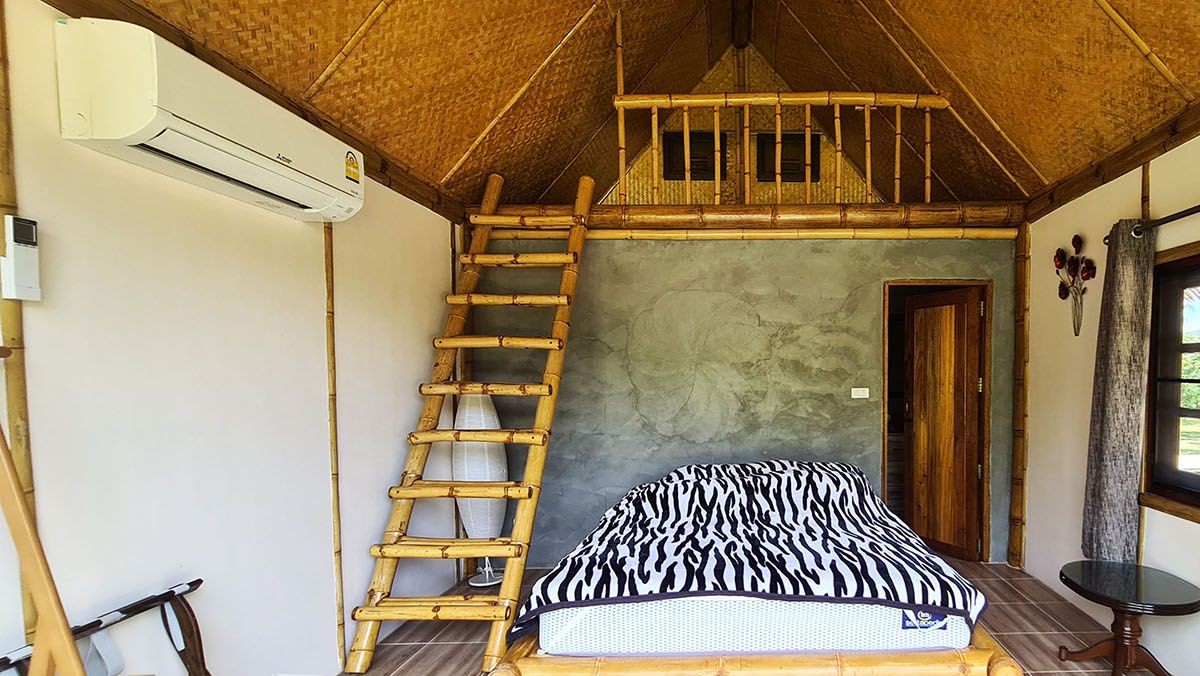 mango-resort-for-sale-sam-roi-yod-guesthous-mezzanine