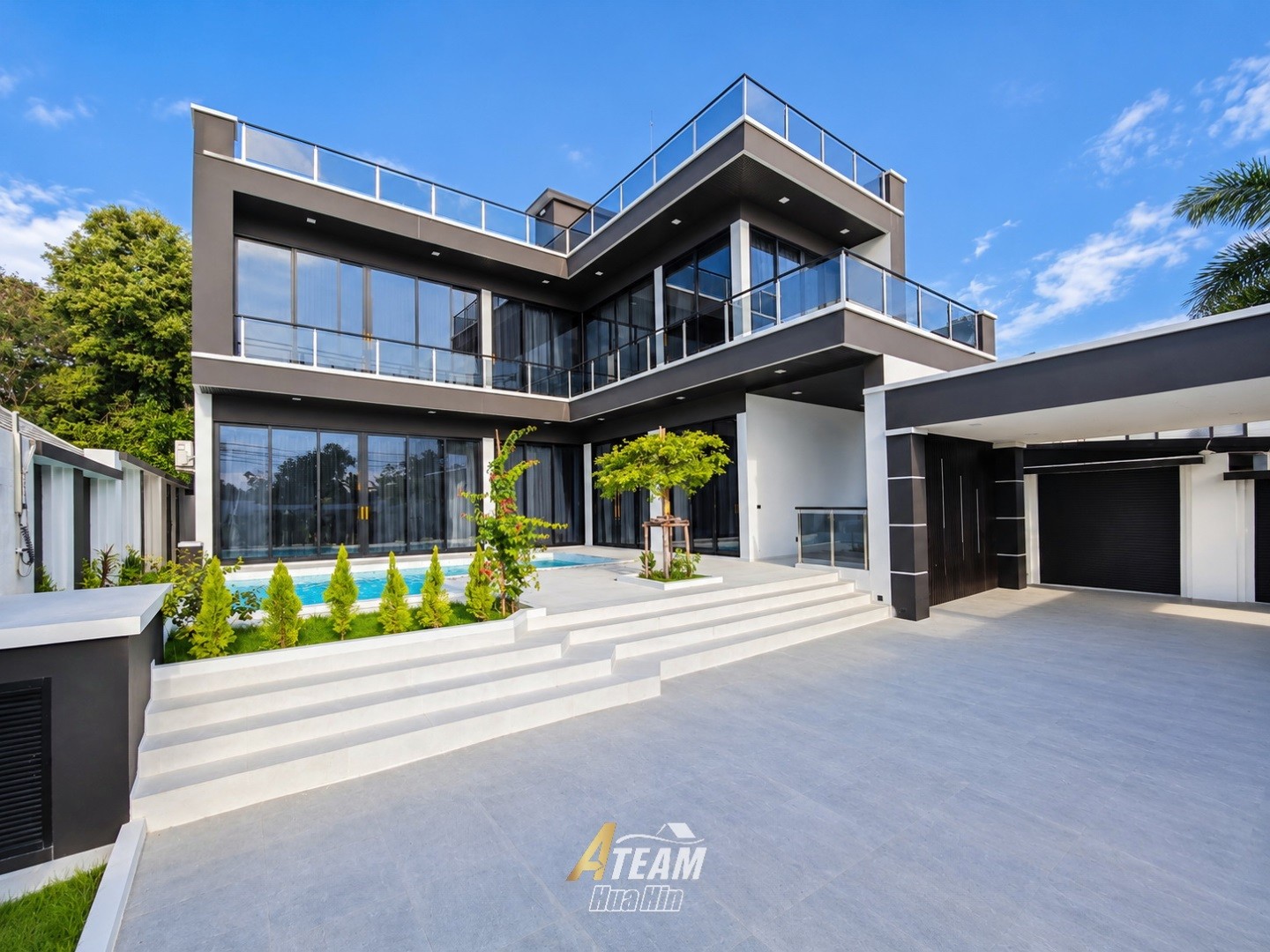 Villa contemporaine exceptionnelle de 4 chambres à Nong Khon