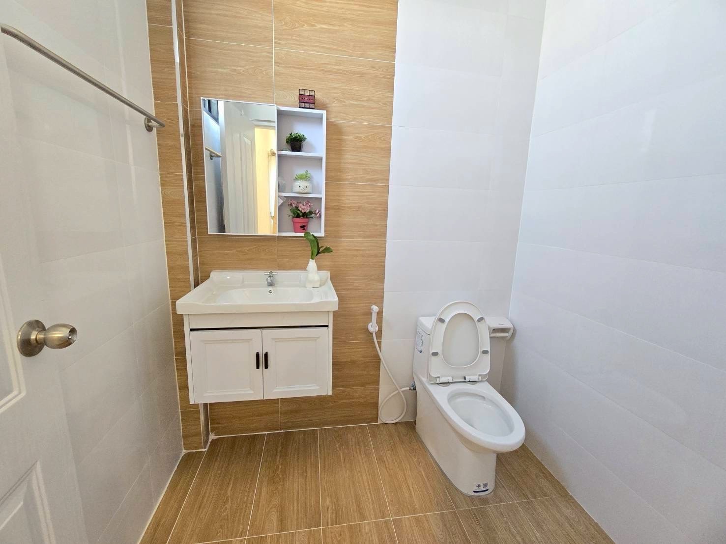 Maison abordable de 3 chambres à seulement 10 minutes de Hua Hin et des plages