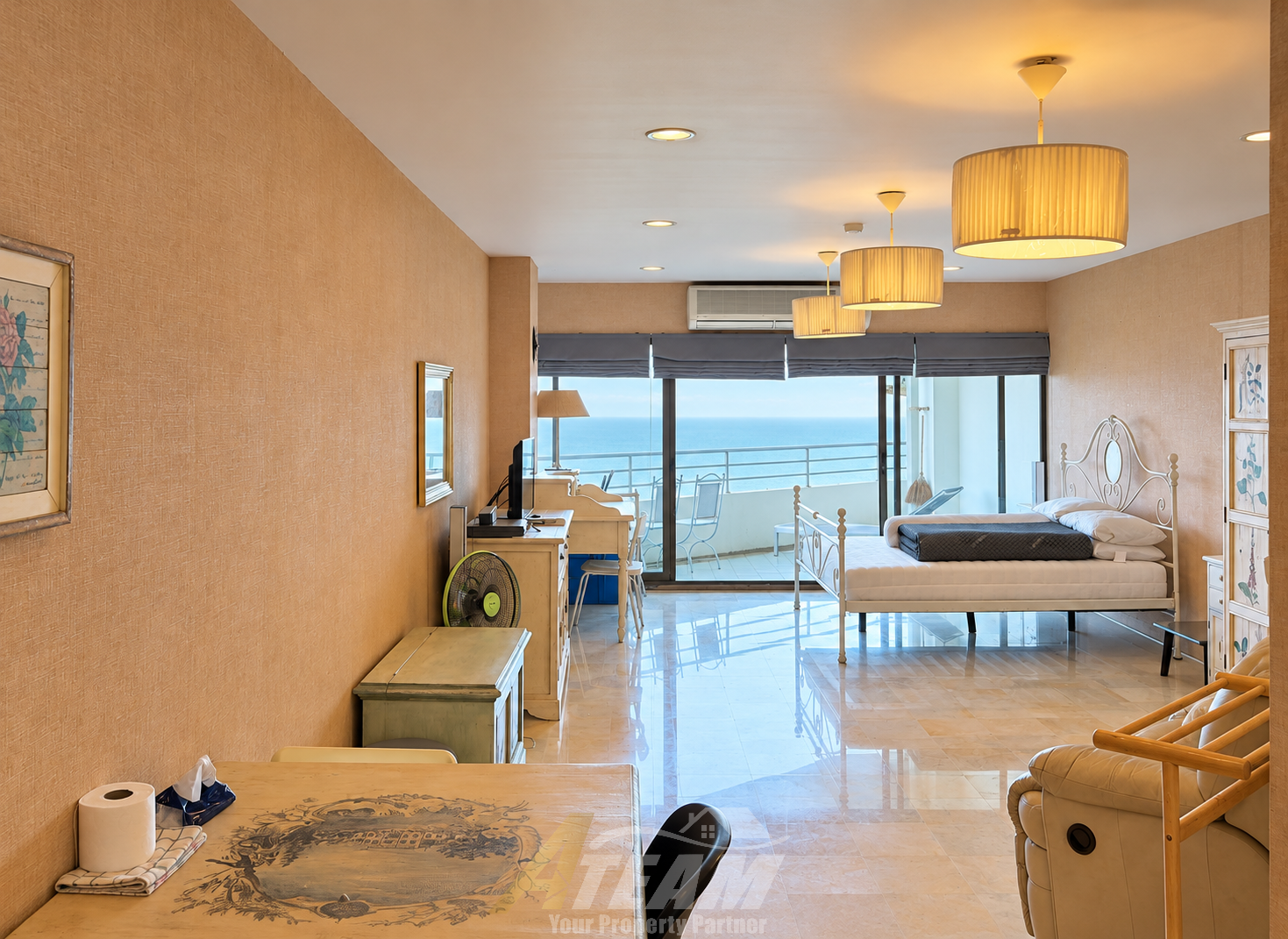Studio avec vue sur mer à louer au Palm Pavilion