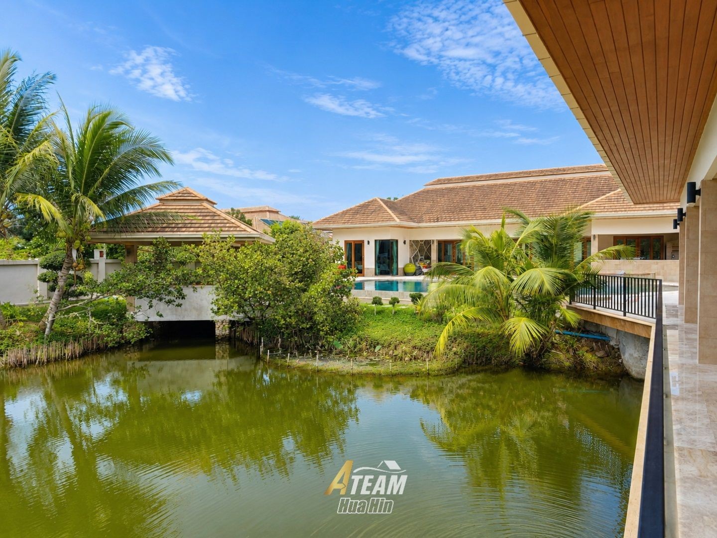 Villa exceptionnelle de 7 chambres avec piscine
