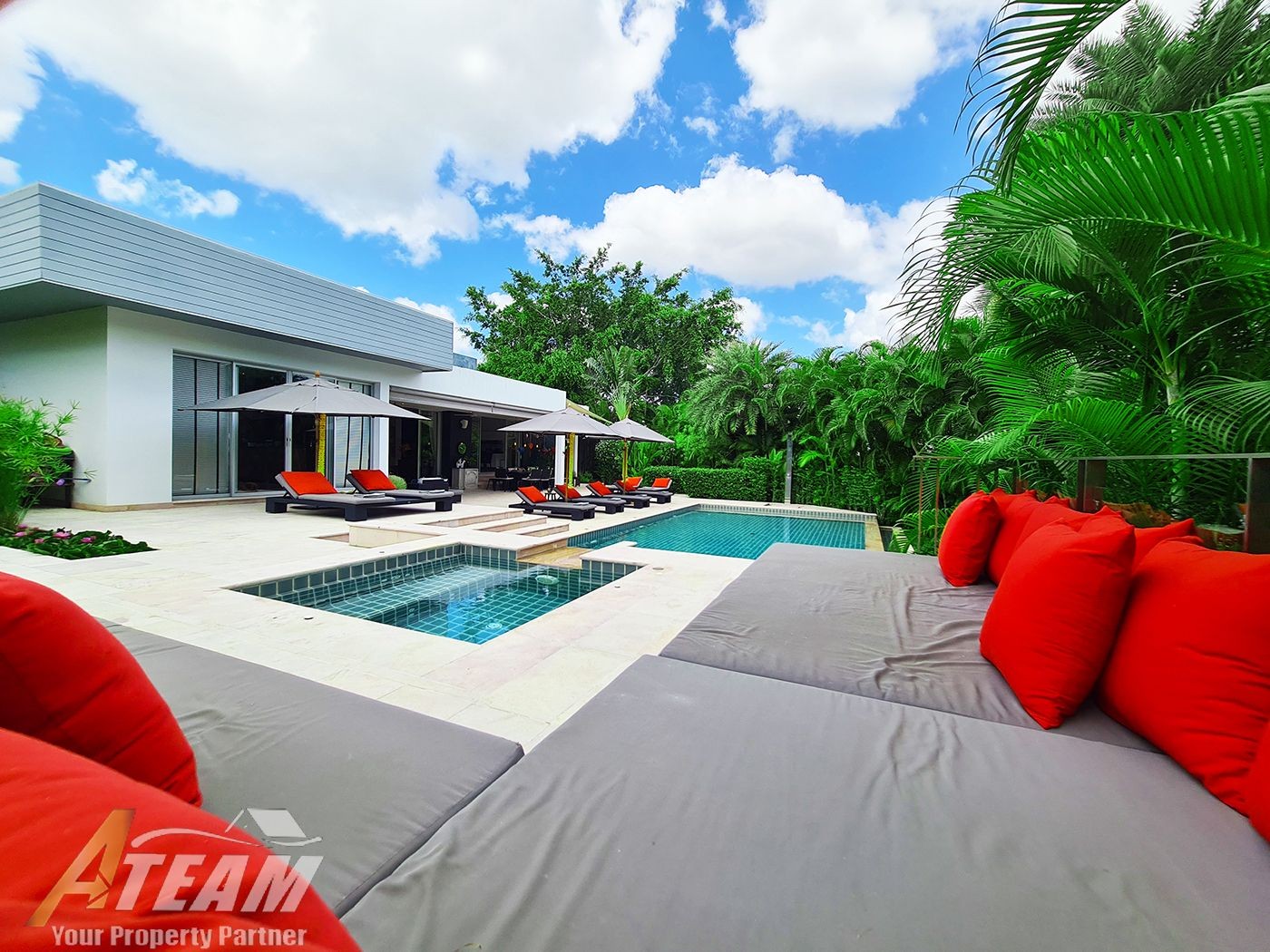 House for sale huahin BaanIngPhu 8bedrooms luxuryhouse41
