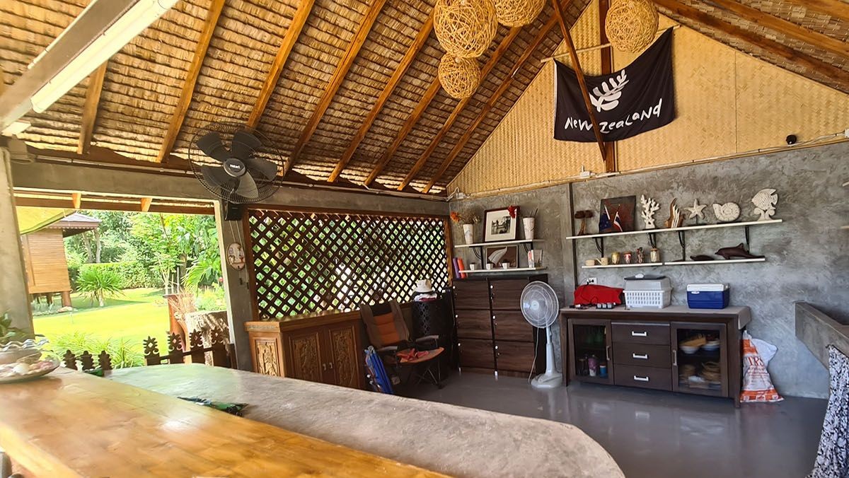 mango-resort-for-sale-sam-roi-yod-bar1