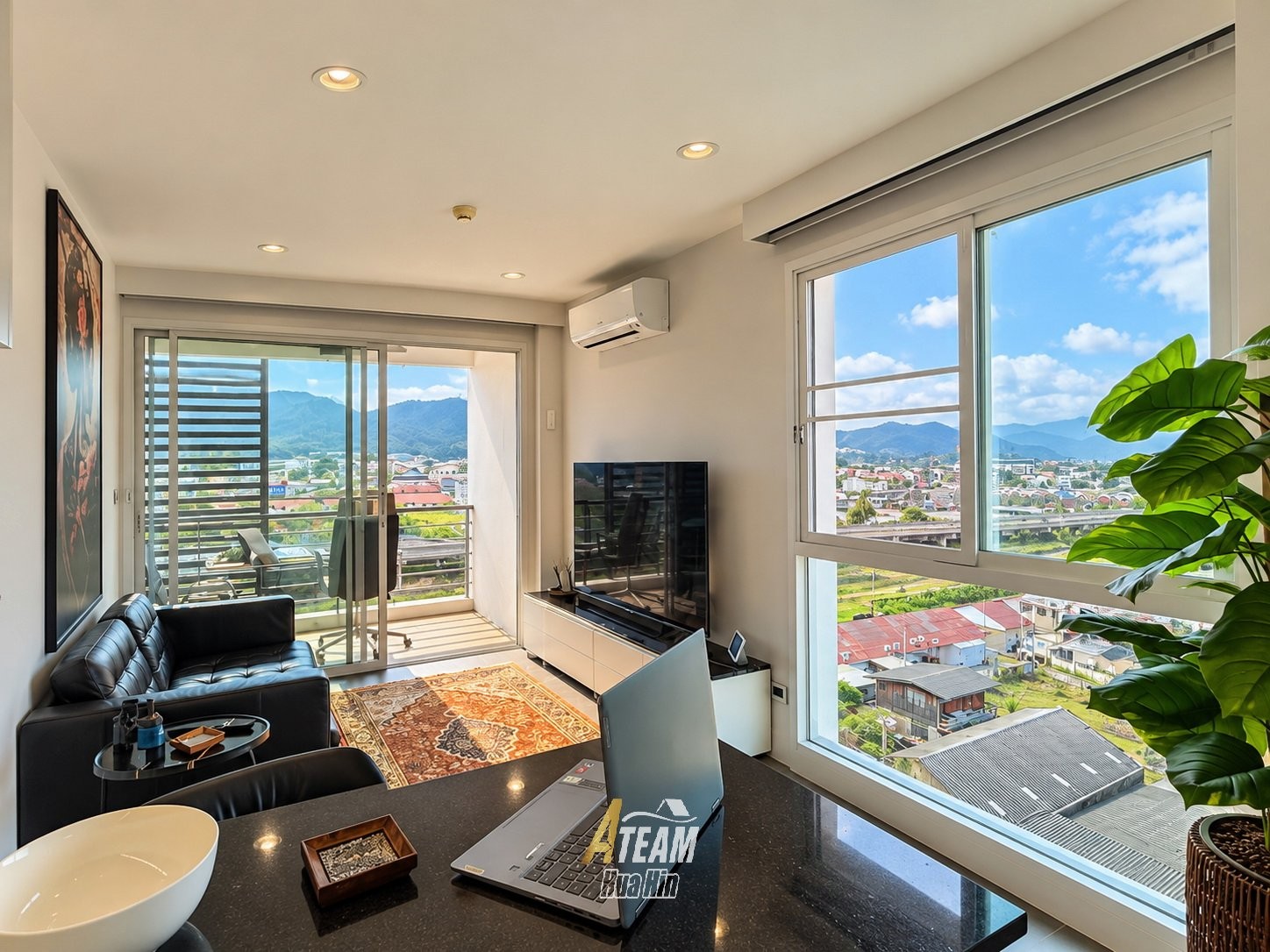 Fully Renovated Top-Floor Corner Condo at Tira Tiraa