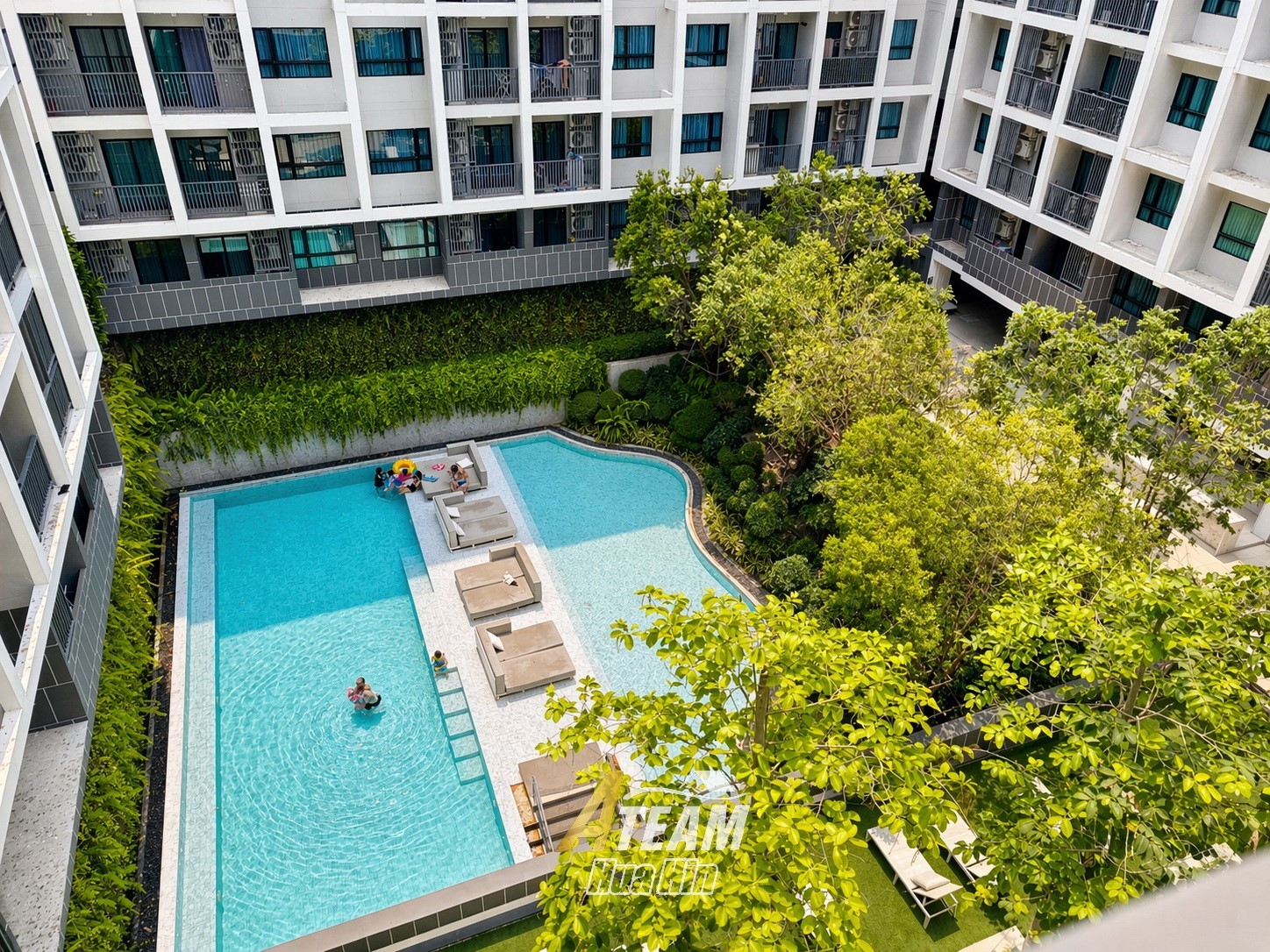 img_dusit_1
