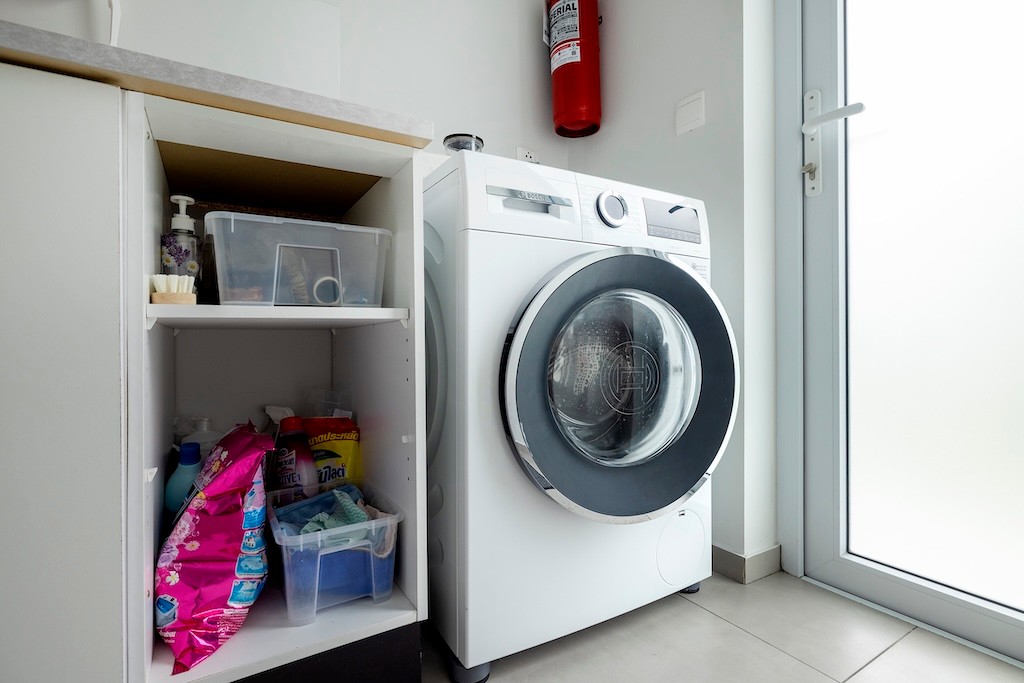 066 Laundry WM 1347