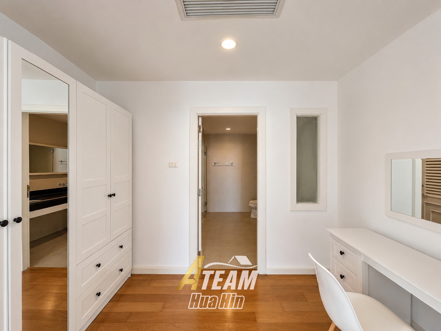Appartement en bord de mer de 2 chambres avec vue sur la mer, acceptant les animaux, à Malibu Khao Tao