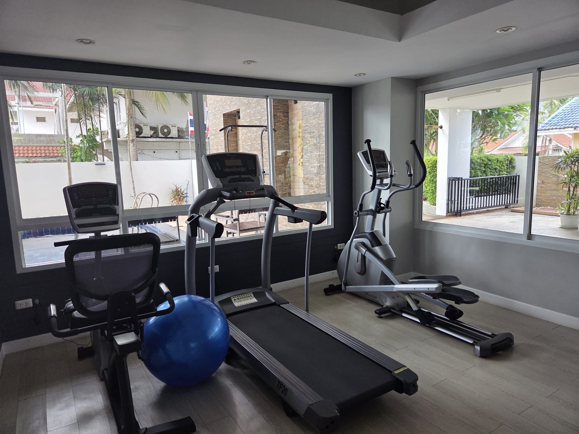 Appartement de 54 m² en bord de mer à Ban-Saphan