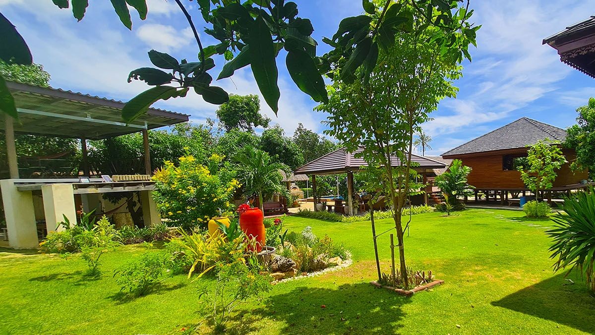 mango-resort-for-sale-sam-roi-yod-view-garden4