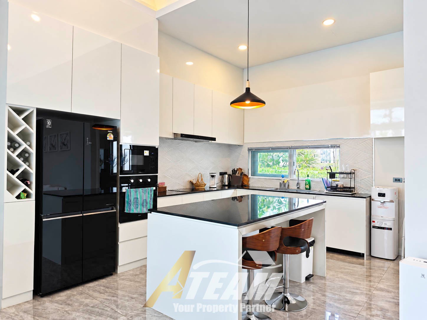 Villa de luxe à CoCo 88 – Spacieuse maison de 271 m² | 65 000 THB/mois