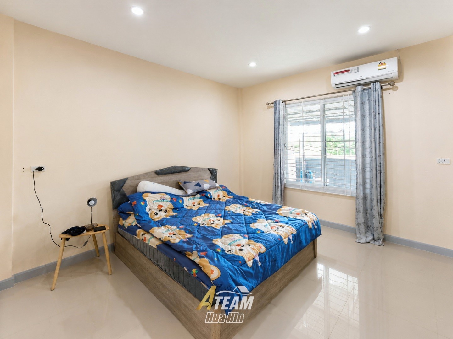 Opportunité d’investissement : maison de 5 chambres près de Pak Nam Pran Beach